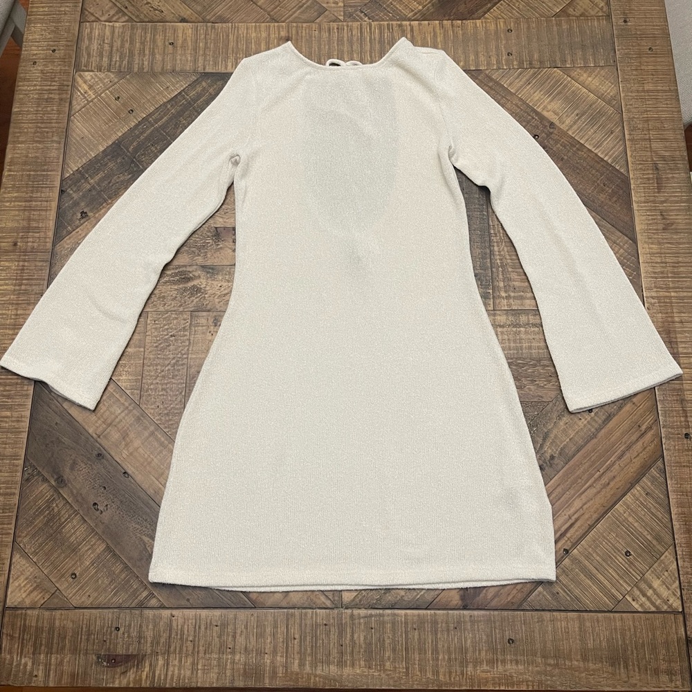 H&M Elegant White Long Sleeve Dress